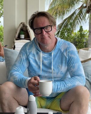 Marguerite MacIntyre Instagram - Happy Birthday @cary.lalonde!! There is literally nothing you can’t do! And I am a lucky so and so. Love you madly, sweet man! ❤️❤️