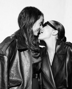 Marguerite Thiam Instagram - Venise! Merci 🖤 

@ysl @anthonyvaccarello @emmanueltomasini @valentinvilledieu @mariannemeunier @prisca_teichmann @nathan_kauffmann

Photo: @saskialawaks