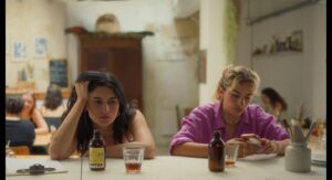 Marguerite Thiam Instagram - « Hélène et les filles » de Claire Bonnefoy produit par @capricci.cinema avec @louiizo @almarechtman et @saaphyra 

@dan.n.roses #thierrylounas #leonoel @thomasozoux @niki.demiller man_lhou et tous les autres