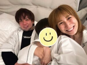 Mari Okamoto Instagram - グランピング最高です☺︎
@plus_riverpool 

温水プールに綺麗なお部屋にお風呂、美味しいお食事、
綺麗な空気‼︎ また行きたいグランピング場‼︎😭

都内から車で90分✨すっごくおすすめです🙇‍♀️