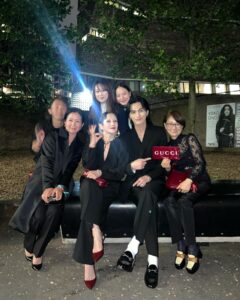 Mari Natsuki Instagram - @gucci @sabatods #GucciCruise25 #GucciLondra #PR @shuzo___3120 Team Japan！Thanks a lot....