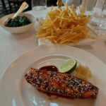 Mari Natsuki Instagram – #londondiaries 
#dinner
#cozy
#atsloane

ホテルにある小さなレストラン🍽️
LondonはBarが充実してて、この日はマティーニ🍸ステアでオリーブ🫒
