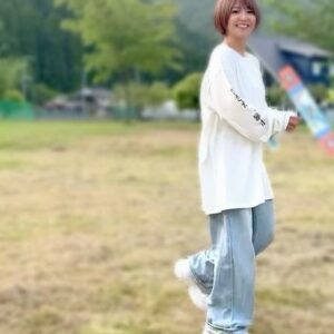Mari Yaguchi Instagram - 藤田ニコルちゃんが
エヴァの激アツロンＴ送ってくれましたー😍🔥✨
図柄が３５１😍
最高の瞬間😍
デザインも可愛かったので、
自分で注文しようと本当に思ってたところに、
ニコルちゃんが送ってくれたのです🥹✨
本当にありがとーーーーー😂✨
パチンコ屋さんでニコルちゃんに会えたら
絶対隣に座ろう🤫w