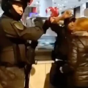 María Carámbula Instagram - ➡️ @amigosenlacalle 
Son personas realmente buenas, amorosas, que ayudan permanentemente a la gente que vive en la calle. La mezcla de sentimientos horribles que siento no la voy a describir (Si sos empátic@ los vas a sentir vos también)