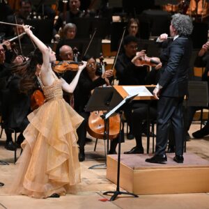 María Dueñas Instagram - Altar de Emociones 💫
Gracias Barcelona, Merci Paris and Thank you London for the warm welcome to your concert halls. It has been a gift bringing the concerto “Altar de Cuerda” abroad and having such an enthusiastic response. I feel so lucky for such beautiful moments on- and offstage with the whole team of @laphil , @gustavodudamel and @gabrielaortizcomposer .
As always, my gratitude to @annabelle_dress_atelier for this fiery gown and also to @dalsegnostore , who hand-crafted two beautiful designs specially for this occasion inspired on the story of Altar de Cuerda🙏🏻

📸: 
@toni_bofill 
@ondinebertrand 
@enolaaloredanaa