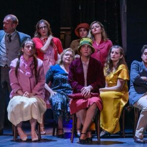 Maria Kitsou Instagram - Χάσατε « Το Τρίτο στεφάνι» ή απλά θέλετε να το ξαναδείτε;;Αυτό το  Π/Σ/Κ μέσω της @vivagr_tickets  μπορείτε να το παρακολουθήσετε διαδικτυακά μέσω online steaming!
Σήμερα Παρασκευή 15/1 η παράσταση είναι διαθέσιμη από τις 19:00 εώς τις 00:00
Σάββατο 16/1 από τις 15:00 και για 24h εώς Κυρ.15:00
Και  Κυριακή 17/ 1 από τις 19:00 εώς τις 00:00!!! Καλή θέαση!!!!