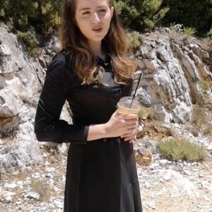 Maria Kitsou Instagram - ‘Οι περιπέτειες της Λενιώς’.
´Ενα backstage σε συνέχειες..Μείνετε συντονισμένοι..Ένα ντοκιμαντέρ βασισμένο σε πραγματικά γεγονότα..vol 1
#σταμίρηγεννιέσαιδεγίνεσαι  @sevastianakatri
