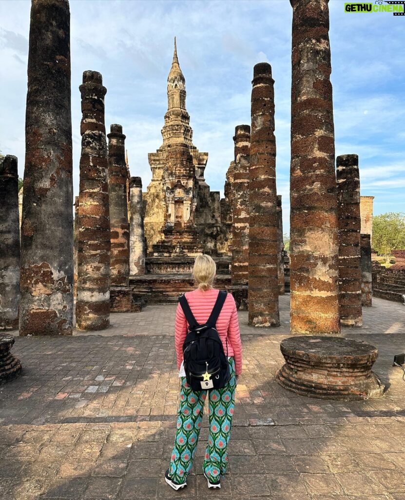 Maria Bekatorou Instagram - You don’t need magic to disappear.All you need is a destination 🤍#travelquotes #happytraveller #thailandtravel #blessed #thankful #lavieestbelle