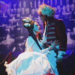 Maria Bersenyova Instagram - «Философ, знай же, что дочка нашего пана, не смотри, что румяная красавица, она есть самая лютая ведьма, каких только свет видел!» 😈 ‼️30 марта в 19.00 Пушкино Парк ‼️ Всех желающих и «могущих» 🤗 милости просим) Это ближайший показ, который подтвержден и согласован. Любые дальнейшие изменения (время/дата/переносы или доп.показы этого спектакля) будут незамедлительно фиксироваться в данном посте. Он будет закреплен в профиле на время специально для этого. 🙂 Другая информация, касающаяся данного спектакля, аннонсируемая мною ранее, на данный момент не актуальна. 🙃 Спасибо за эти классные фотографии @dasha__irkutsk__new ♥️ и отдельное спасибо нашему замечательному Хоме Бруту 🔥 Толя, ты @to100nado !!! 💪🏻😉 Приходите к нам в @rimteatr музыки и шоу Это стоит увидеть! 😉👌🏻
