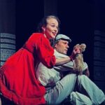 Maria Bersenyova Instagram - Первая фотка говорящая) Так и сыграли!😅 Спасибо @theatrecomedy_ , моим замечательным партнерам, всем причастным и особенно тем, кого не пригласили, а они все равно пришли!🥰🫶🏻 Отдельное спасибо моей дорогой @ykuvarzina_official за ВСЕ! ♥️ Хорошо начали! Надеюсь так и продолжим))) Информацию обо всех новых спектаклях (насколько это возможно заранее) смотрите у меня на страничке, или на сайте @theatrecomedy_ (там даже верней😉👌🏻) и следите за обновлениями. 🤗 Следующая #премьера спектакля #ЖенихиПоОбъявлению 17 августа и 24 августа (Ну и… по прежнему не приглашаю, но запретить не могу, … помните, да?😂) А если серьезно, то ждем конечно всех желающих отлично провести вечер четверга, расслабиться, посмеяться от души и зарядиться хорошим настроением! … это еще не все, чем буду радовать вас в ближайшие месяцы, но… обо всем по порядку! 😘 За фото со спектакля спасибо моей @viktoria.ilyasheva ♥️
