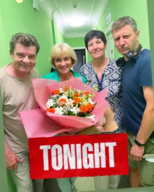 Maria Bersenyova Instagram - Легко и весело отыграли «Женихи по объявлению» в @theatrecomedy_ 
Я сначала не очень хотела🙈, а зря. 😅👌🏻
Мамочкам понравилось, это важно) 🥰

Спасибо команде за поддержку!🙏🏻😅
Ждем тех, кто не попал в прошлый раз, немного измененным составом ))

24 августа Д/К ВДНХ  в 19.30 😉
Хорошее настроение гарантируем!

#викториятарасова #владиславкотлярский #сергейдорогов