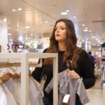 Maria Botelho Moniz Instagram - Tenho um problema: a roupa de criança é irresistível e no @elcorteinglespt o meu problema aumenta porque num só espaço encontro tudo, de todas as marcas e de todos os tamanhos e feitios. Olhem, é entregar ao Universo e encher o saco! Problema resolvido. #pub