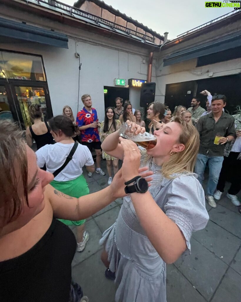 Maria Stavang Instagram - Ja nå har sommeren ghostet meg i år igjen. Jeg har i hvertfall minnene.