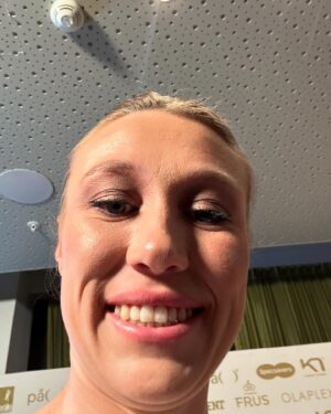 Maria Stavang Instagram - Hihi takk for at jeg fikk lede deg Vixen, det var gøy! 🥹