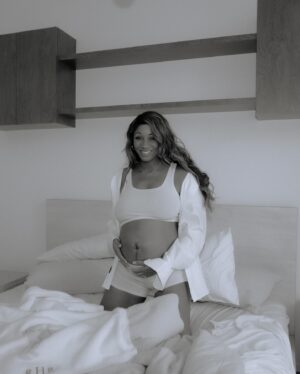 Maria Taylor Instagram - Pregnancy made me stop passing judgement on my body and just be grateful. The stretch marks, linea nigra, extra pounds, widening hips, and swollen everything served a purpose. 

I’ve never been more proud of my imperfect body.

styled by @thatgirlthatdidyourhair 
📸: @valineciaga