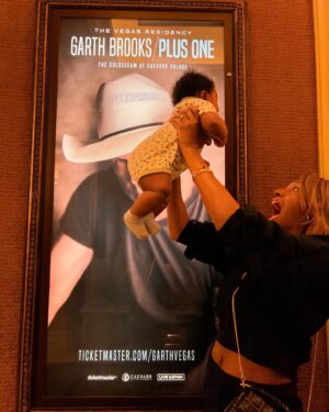 Maria Taylor Instagram - Vegas Baby 🖤