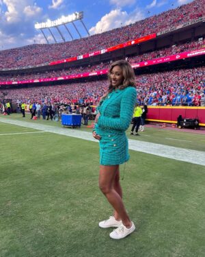 Maria Taylor Instagram - Celebrating NFL Kickoff with my own Franchise player in the making 😊