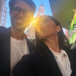 Mariam Hernández Instagram - Anoche me reí muchísimo con #Matusalèn , enhorabuena querido @davidgalangalindo y a tod@s l@s amigos que trabajan en la peli y que están maravillos@s @julian_lopez @mirenib ❣️ Gracias siempre a mi @mardy_nogales @valytyplace @coosyofficial @longchamp @marinagarciajoyas Y a @rebecatfigueroa , me hace muy feliz verte 💫 @miguelportillof1 gracias por venirte desde el extrarradio amigo!! 🤣🤣