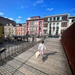 Mariam Hernández Instagram - Hay ciudades que te sorprenden, que no esperas que te gusten tanto, ni encontrar rincones tan especiales, y eso me ha pasado con Avilés. Han sido unos días con muchas sorpresas, museos, deportes, muchos baños, comida rica y tiempazo. Gracias @turismoavilescomarca @anaflullaby Voleveremos 😜