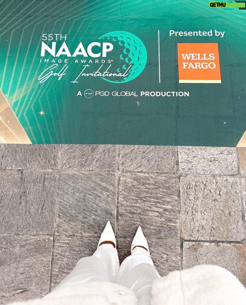 Mariama Diallo Instagram - Office for the day @naacpimageawards 🎙️ So honored to be hosting at the @naacp Gold tournament this morning. Swipe to see a few highlights from the event ! More to come. Thank you so muc @naacp & @wellsfargo for having me host. Full outfit from @styledbylanimal x @lanimalco 🤍 (cuz I know yall will ask lol )