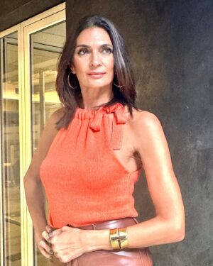 Mariana Arias Instagram - @elizea.bsas 
@freire.ale 
@lanacionmas #noticieroAM de 6 a 8 de lunes a viernes