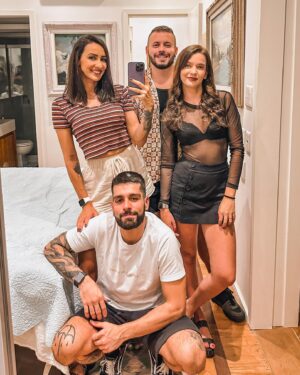Mariana Lessa Instagram - ~ 2023, Rio de Janeiro.
// com meus bbs ♥️