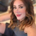 Mariana Avila Instagram - Còmo estás? Quiero saber de ti 🌼👩‍🦰