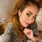 Mariana Avila Instagram - Unos segundos de tu atención…👩‍🦰💋