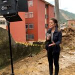 Mariana Gross Instagram - Dia do jornalista. Nasci um dia antes, me adiantei, ansiosa como uma repórter iniciante. O jornalismo é árduo, exigente e fascinante.