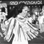 Mariana Gross Instagram - Uma mulher com franjas não quer guerra com ninguém. Franjas são alegrias. ❤️ #carnaval2024 📸 @marcelomourafotografia