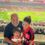 Mariana Gross Instagram - Último Maraca do ano. Com meu filho vendo @zico e @junior_maestro_5 jogarem!!! Emocionante! #jogodasestrelas