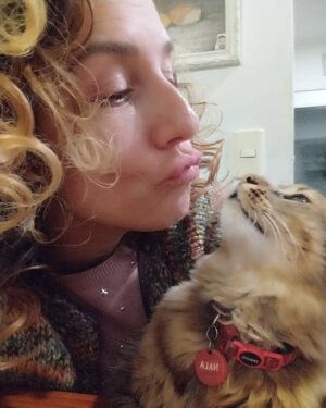 Mariana Loyola Instagram - Ser crespa y amar a la Nala sin fin ❤️‍🔥