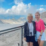 Mariana Prachařová Instagram - Všechno nejkrásnější všem ženám ke Dni matek! Jste hrdinky a máte můj obdiv. A ten největší má ta moje🩷 Děkuju za to, že jí mám!