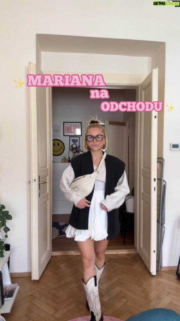 Mariana Prachařová Instagram - Tak jaký outfit vás baví nejvíc? #MarianaNaOdchodu 🚶🏼‍♀️ #outfit #ootd #outfitinspiration #outfitoftheday #prague #outfitideas #outfitinspo #hm #lindex #asos #zara #oysho #tommyjeans #zara #uniqlo #oversizedoutfit #oversizeddress #lindexsummer