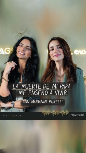 Marianna Burelli Instagram - Cuando se nos muere un ser querido sentimos que un poco de nuestra vida se va con ell@s… pero ¿cómo podemos honrar a quien se fue sin irnos muriendo (en vida) con ell@s? En el capítulo “La muerte de mi papá me enseñó a vivir” con @mariannaburelli hablamos justo de eso y de: 

- Cómo atravesó ella el duelo por la pérdida de su papá 
- Porqué ella sostiene que la muerte es una gran maestra
- Cómo es que después del dolor llega sabiduría
- La importancia de que nuestras palabras y acciones sean congruentes
- La historia sin filtro de cómo creamos nuestra empresa de productos de belleza sustentables @amainatural 
- Cómo hemos aprendido a separar la amistad de lo laboral para no vivir en conflicto
- Porqué necesitamos pensar 2 veces antes de emprender con una amiga… 
- Cómo elegir la causa social que más nos mueve para dedicarle tiempo y energía

*¡Recuerda que YA puedes escuchar el nuevo capítulo en Youtube, Facebook y TODAS las plataformas de audio (incluyendo Spotify, Apple Podcasts y Amazon Music)!