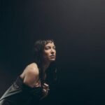Marie-Mai Instagram - Mon récit du chemin sinueux vers la lumière. Noir Sur Noir disponible partout. Lien dans ma bio. Merci à tous ceux qui ont participé à ce nouveau chapitre. @spectramusique Mon partner en or @lucatheproducer @bettawerk Et @philocormier aux images puissantes.