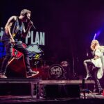 Marie-Mai Instagram - Hier au Centre Bell avec @simpleplan Que de souvenirs! 11 ans déjà depuis Jet Lag. Même si le temps avance, quand on se retrouve sur scène, rien a changé. Leur gentillesse, leur talent et leur générosité m’épatent toujours autant. Bravo pour le show hallucinant! 📸 @skylerbarberio