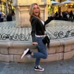 Marie Osmond Instagram - Do you remember when I posted about some of my favorite shoes last year, these amazing Converse?? 👟🖤🤍 Well, my good friend @TraceyBregman1 from @YoungandRestlessCBS got a pair before her trip to Europe and told me how glad she was that she did!!! They are sooo comfortable!!💖💕