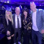 Marie Osmond Instagram - Mark Davis (owner of the @Raiders and @AllegiantStadium) is such an amazing friend and one of the nicest people you’ll ever meet!!🥰 He invited me to join him for The Dinner Show before today's #SuperBowl!!✨ I ran into so many amazing friends like @WayneNewtonmrlv and the beautiful @ShaniaTwain and made new ones like Marks's girlfriend, @iamorianthi, and @DHendrickson41! Mark's girlfriend, @iamorianthi, is such a fantastic guitarist and used to play with Michael Jackson. She’s performing as well! But tonight, our surprise entertainers were Super Bowl legends @LadyGaga and @DianaRoss, as well as @IAmWandaSykes and @NBCJayLeno!! ✨ We all had such a phenomenal time!! I'm going to be watching the game today from Mark's suite and then head to the party afterward!!🏈🏆 Be sure to watch my stories to see all the fun!!