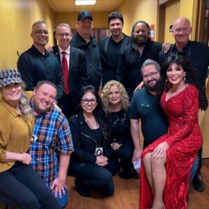 Marie Osmond Instagram - Another Christmas Tour has come and gone and I couldn’t have done it without my amazing road family!!🥹❤️ The memories and the music we make together is unforgettable!💕 I love you all so much!!🥰