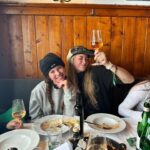 Marije Zuurveld Instagram - Kleine throwback naar de meest chaotische dagen van maart… En de vlog van deze skitrip staat NU ONLINE op YT! 🫶🏼🏂🍻