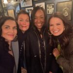 Marika Domińczyk Instagram - Break from my Break for THIS!!! Love a #scandalfam reunion & absolutely love seeing @scottkfoley on #broadway He is fantastic in #thethanksgivingplay @2stnyc Go see it! It runs till 6/4!!! 🙌🏼♥️ @shondarhimes @ktqlowes @bellamyyoung @pedrosegundoofficial #overacliff *fun fact - First time i saw @scottkfoley on Broadway was 20YEARS ago in #theviolethour … and the rest is history 🥰😘