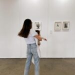 Marilou Instagram - Mi-avril dump. De la passion de ma grande pour Martine, au moment où j’ai réalisé qu’on n’est plus - toujours - malade comme durant les années de la petite enfance et que c’est génial. De ma première répétition avec mon band à l’éclipse. D’une immersion dans l’art visuel avec une petite perle, au début des tournages de (insérez le nom ici parce que je ne peux le faire moi). Pour finir avec l’œuvre d’une psychanalyste qui me touche profondément, surtout après les années que je viens de vivre au plan personnel. Que ce qui ressemble à des mots ne dise vraiment rien ou absolument tout @galerie_c.o.a 🫶