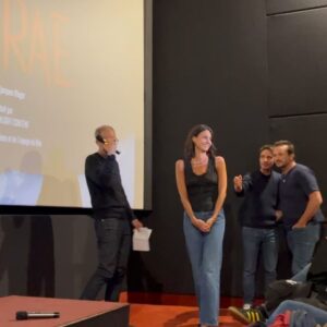 Marilyn Lima Instagram - Câlins d’avant-premières ! 

@bugarach_laserie aujourd’hui sur @france.tv et Maraé sur @ocstv le 21 juin.