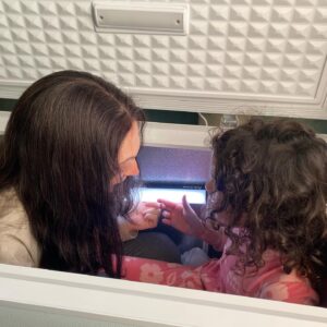 Marin Ireland Instagram - In honor of birth/rebirth premiering tonight at Sundance, may I present some selected BTS…AJ teaching me our secret handshake, chillin in the freezer, some Anjali the pig loving her 90s shake pad, Regina’s killer wrap day outfit, and of course, JUDY. MFING. REYES. I’m filled to the brim with gratitude for everyone involved. (Thank you especially @mxlauramoss. This was special.)