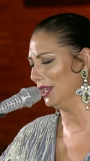 Marina Heredia Instagram - Gracias por contar con el flamenco!!!!!! Gracias!!!! @casarealesp #flamenco #arte #guitarra