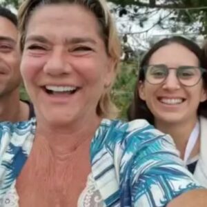 Marina Mota Instagram - FIGUEIRA DA FOZ 🥰
Estamos quase aí
Dia 8, sexta feira no CAE
@erikamotacunha_oficial
@ruipintodesa @nunnopires @marisacarvalho86 @clubefasmarinamota @wowhertzep @carlafavinha_ @caefigueiradafoz
Aquele beijo 💋