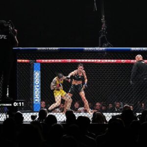 Marina Rodriguez Instagram - Split decision! What a fight!🔥

#UFC300 Thank you guys! 🙏🏻🙌🏻