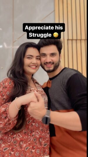 Marina Abraham Instagram - My Husband’s Struggle 🤣😍

#couplegoals #trendingnow #couplereels #husbandandwife #trending #reelsinstagram