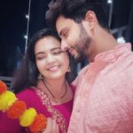 Marina Abraham Instagram - Love & Good Vibes ✨ Happy Diwali 💫 🪔 #diwalivibes #happydiwali #spreadlove